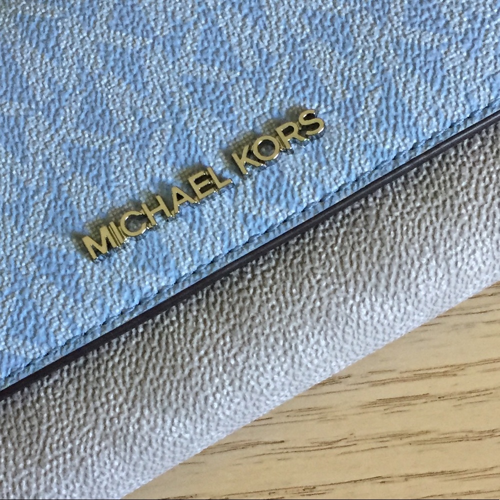 Michael Kors Light Sky Multi Trifold Wallet - Picture 4 of 9